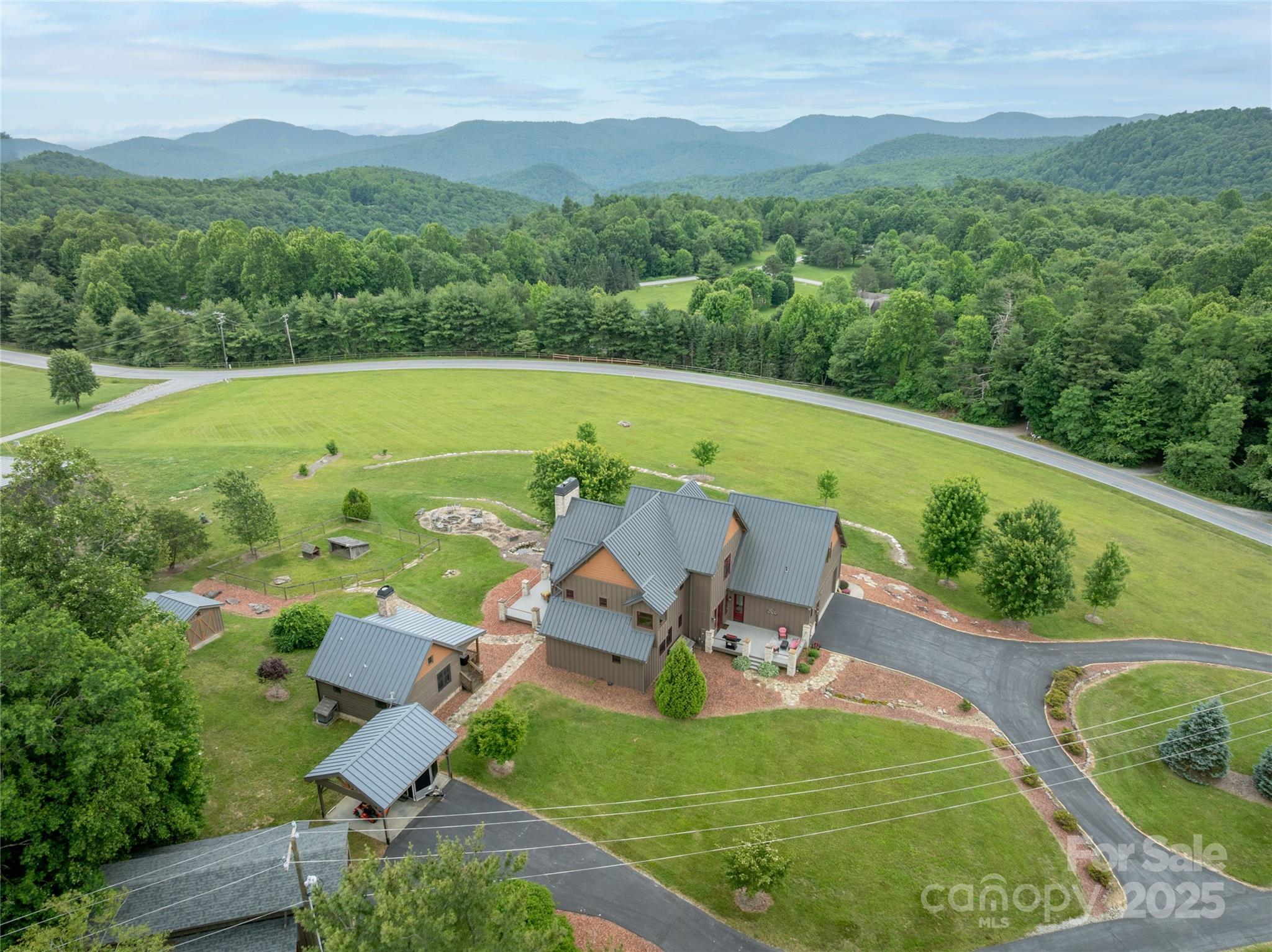 4862 Pinnacle Mountain Road Zirconia, NC 28790 - Photo 41 of 44