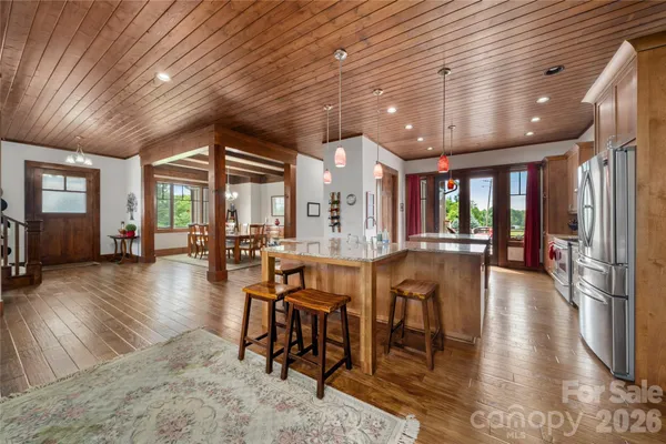 $1,549,999 | 4862 Pinnacle Mountain Road, Zirconia, NC 28790