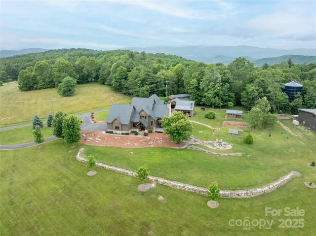 $1,750,000 | 4862 Pinnacle Mountain Road, Zirconia, NC 28790