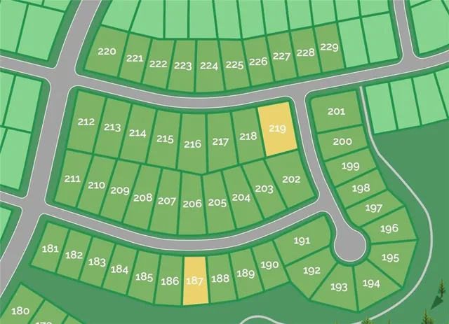 $210,000 | 11401 South Crestview Drive, Olathe, KS 66061