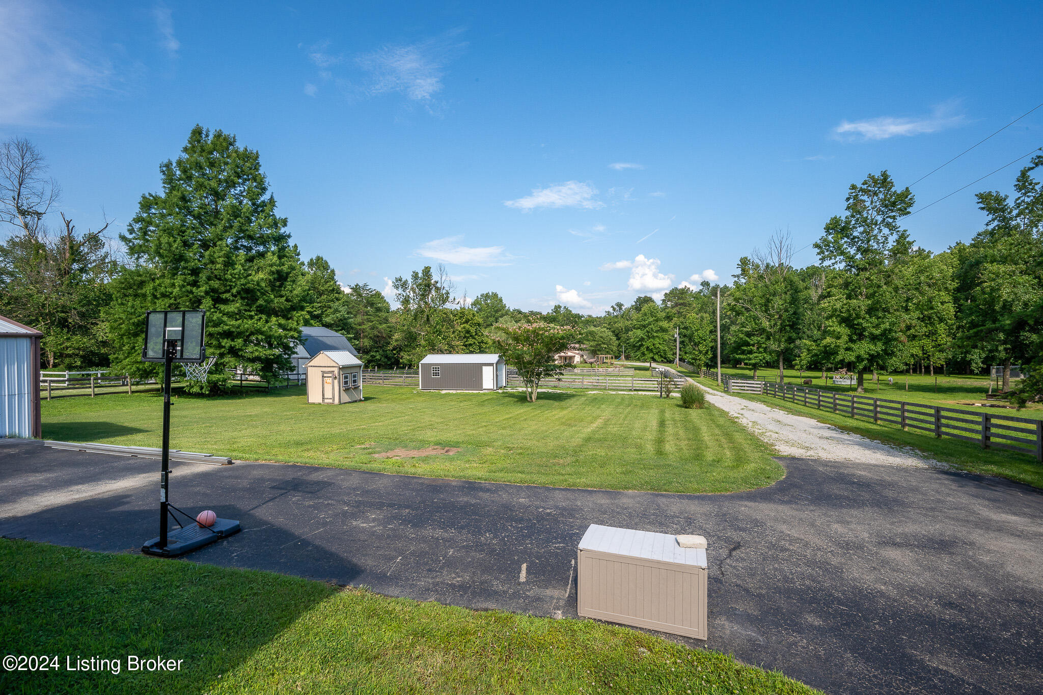 646 Castleman Branch Road Shepherdsville, KY 40165 - Photo 44 of 56 646 Castleman Branch Rd-32