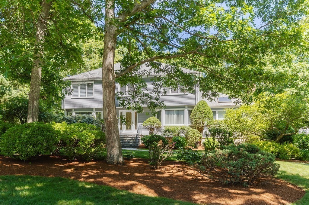17 Magnolia Road Sharon, MA 02067 - Photo 3 of 38