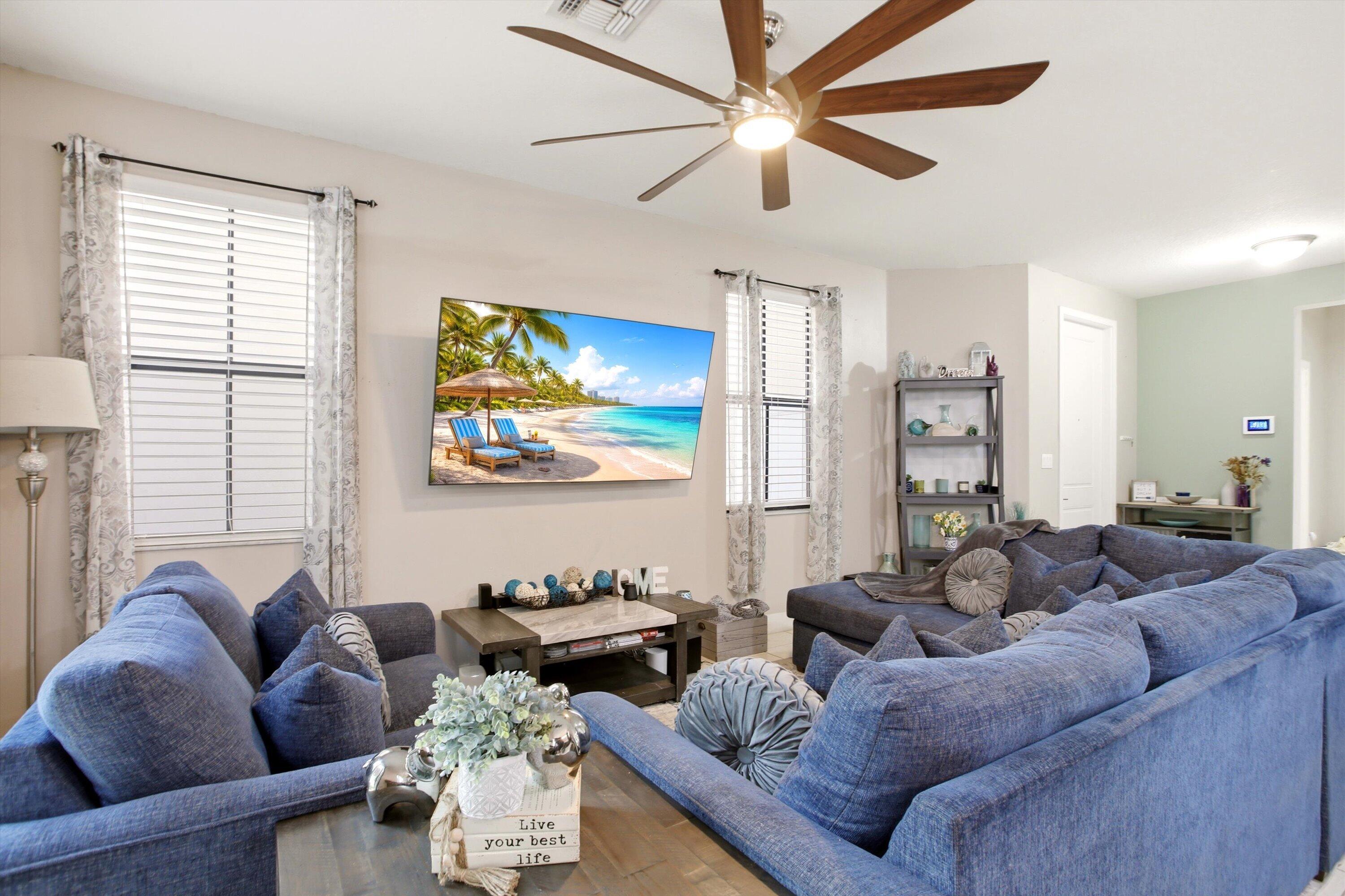 6026 Pine Tree Way, Unit 6026 Riviera Beach, FL 33410 - Photo 7 of 31 08-Property Photo 008
