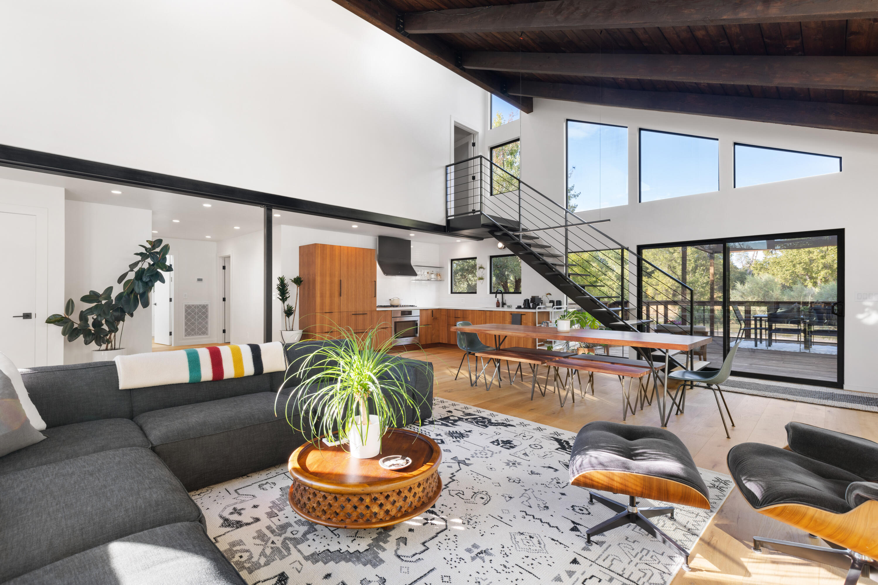 23204 Placid Road Palo Cedro, CA 96073 - Photo 8 of 71 a living room with patio furniture and a potted plant