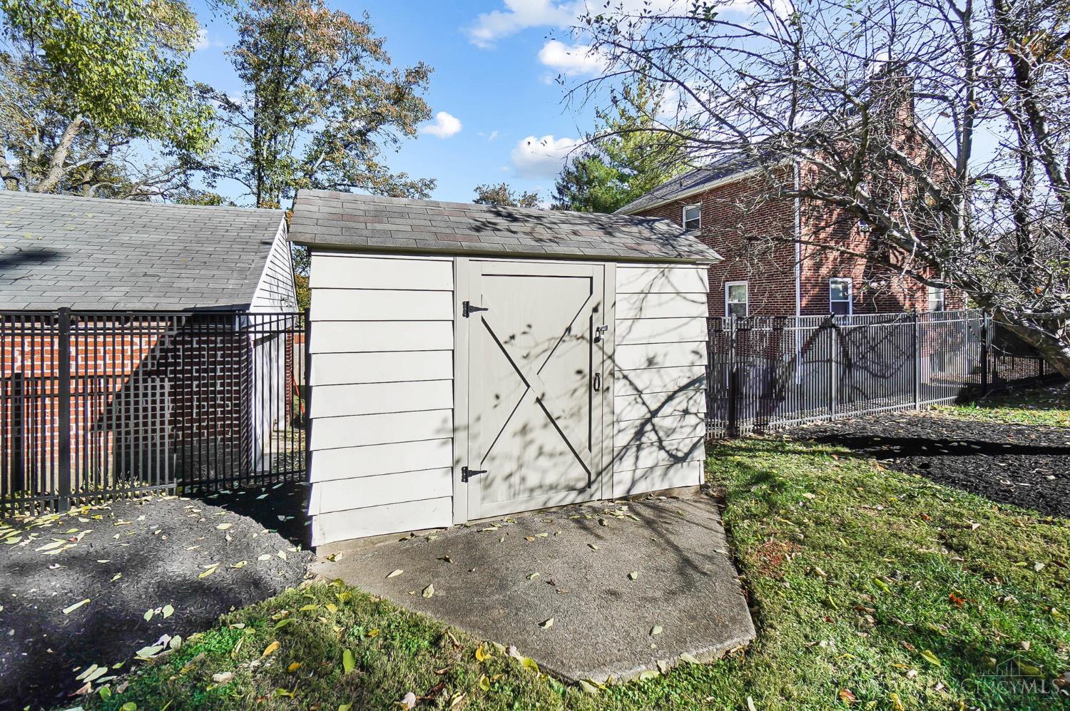 6501 Ridge Avenue Cincinnati, OH 45213 - Photo 27 of 32 Gallery Image 27