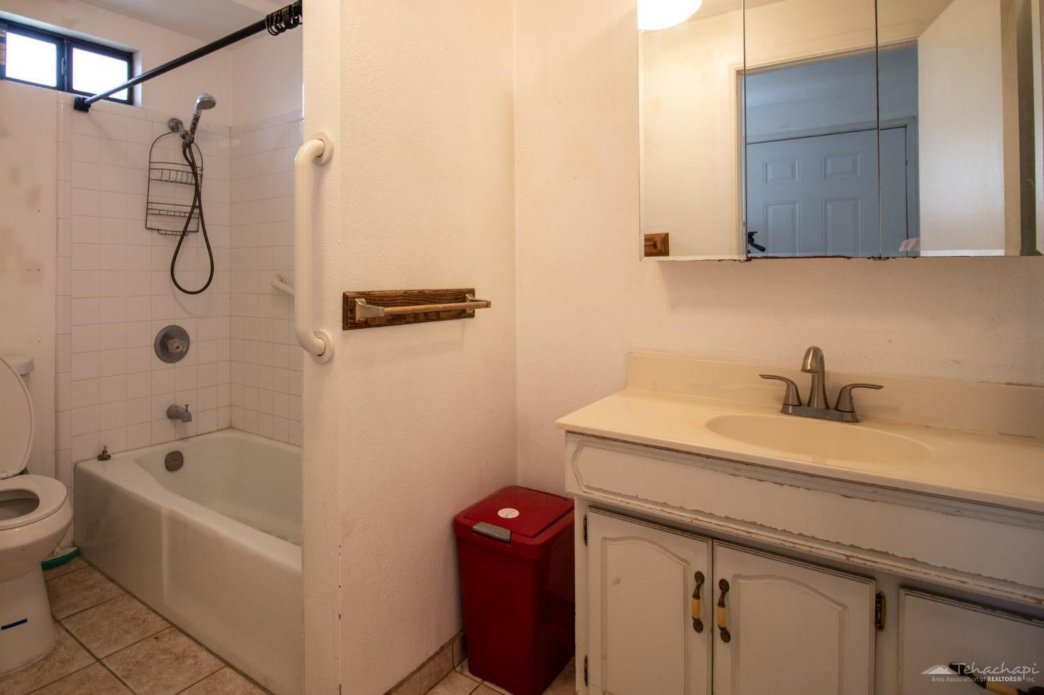 21317 Woodford-Tehachapi Road Tehachapi, CA 93561 - Photo 25 of 43 Gallery Image 25