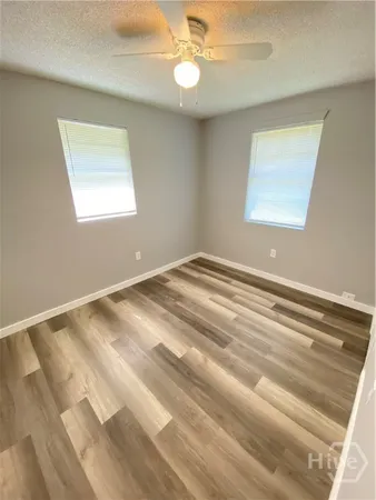 $1,350 | 4909 Meding Street, Savannah, GA 31405