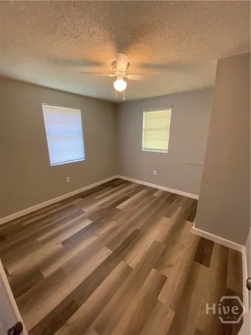 $1,350 | 4909 Meding Street, Savannah, GA 31405