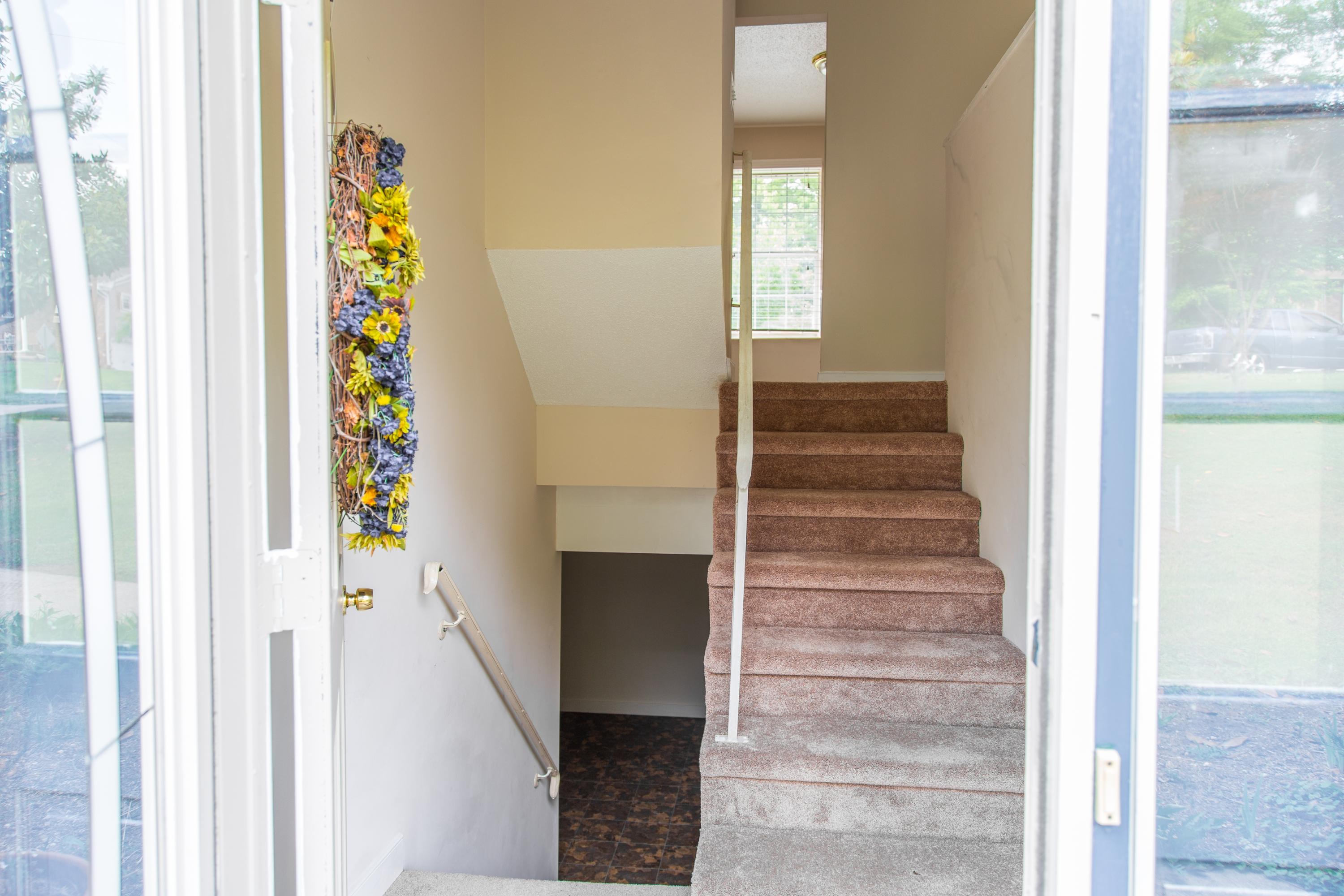 10826 Dundee Road Knoxville, TN 37934 - Photo 2 of 25 Dundee DiFranco Home Team Entrance