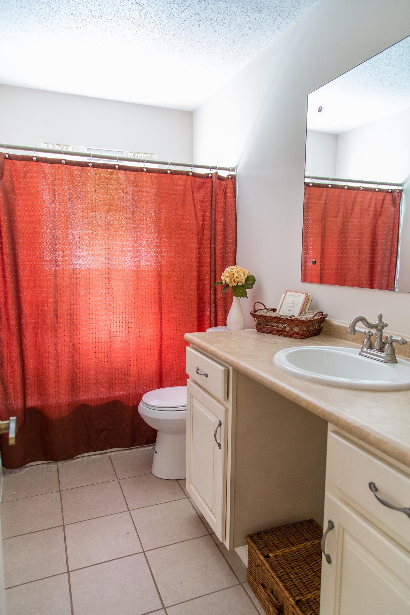 10826 Dundee Road Knoxville, TN 37934 - Photo 15 of 25 Dundee DiFranco Home Team Bath - 1