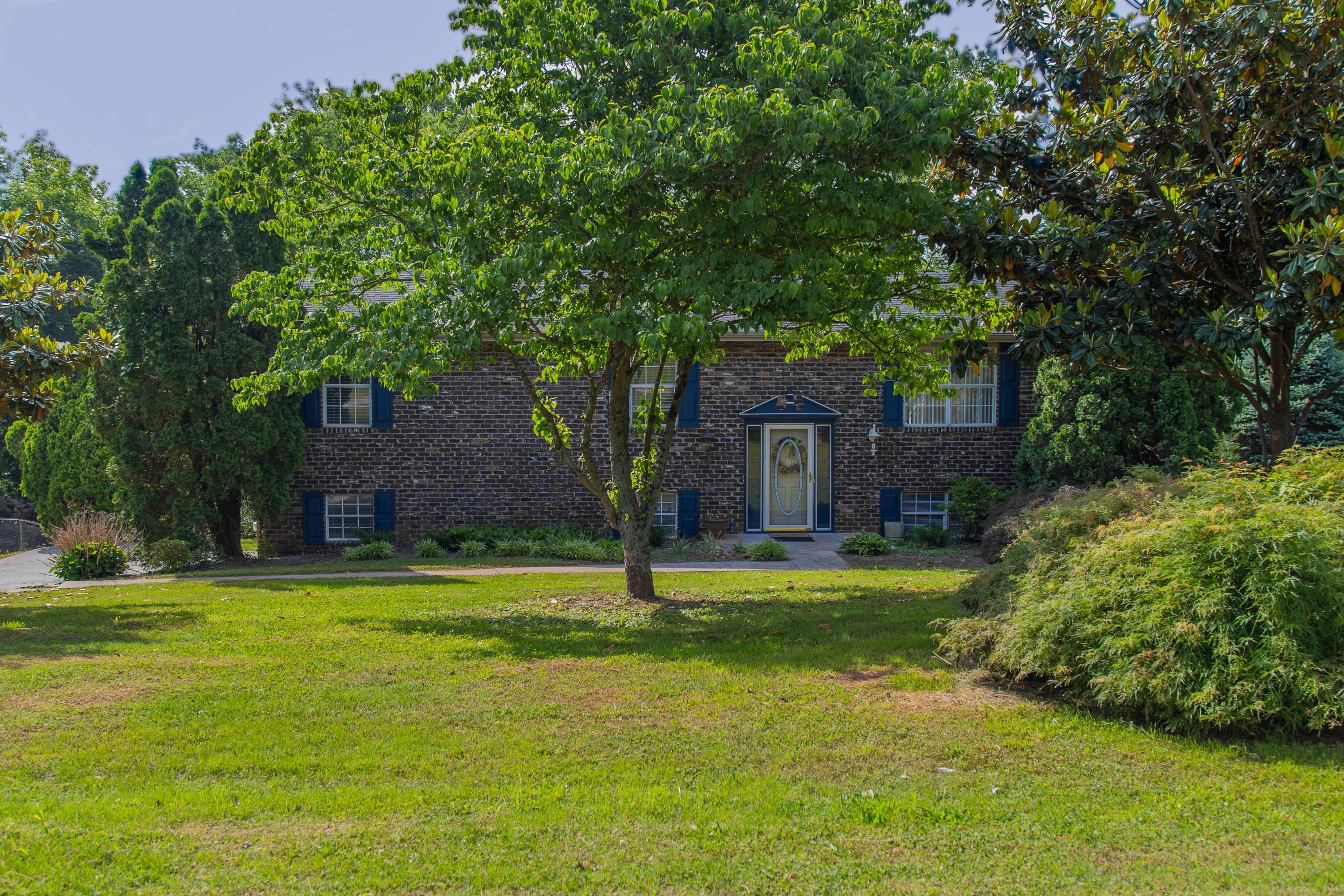 10826 Dundee Road Knoxville, TN 37934 - Photo 24 of 25 Dundee DiFranco Home Team Front Yard