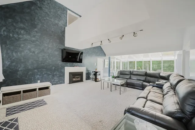 $1,199,000 | 44 Old Forge Road, Weymouth, MA 02190