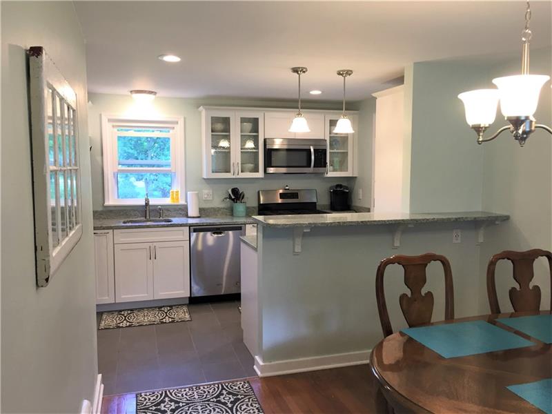 312 Byron Road Pittsburgh, PA 15237 - Photo 2 of 9 Gallery Image 2