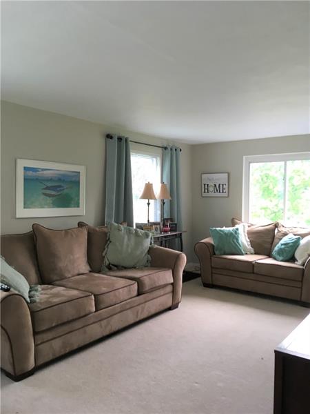 312 Byron Road Pittsburgh, PA 15237 - Photo 6 of 9 Gallery Image 6