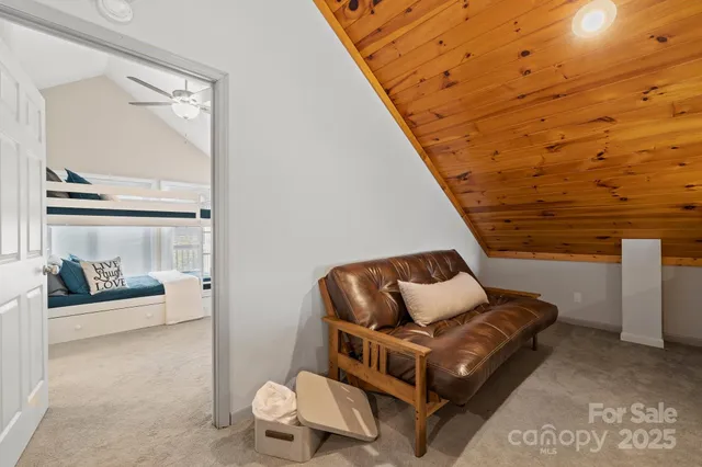 $748,500 | 106 Bishop Cove Road, Fairview, NC 28730