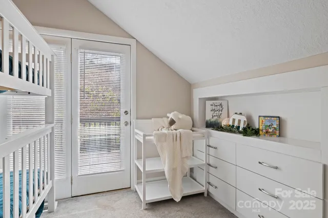 $748,500 | 106 Bishop Cove Road, Fairview, NC 28730