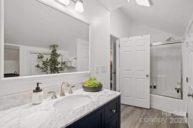 $748,500 | 106 Bishop Cove Road, Fairview, NC 28730