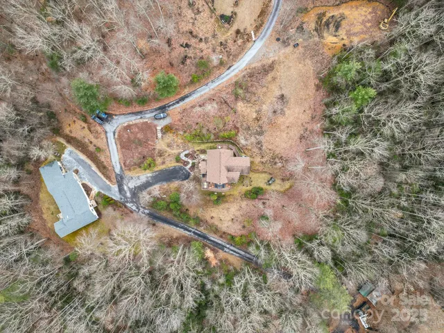$748,500 | 106 Bishop Cove Road, Fairview, NC 28730
