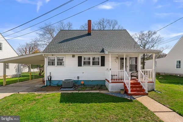 $315,000 | 945 Kinwat Avenue, Essex, MD 21221