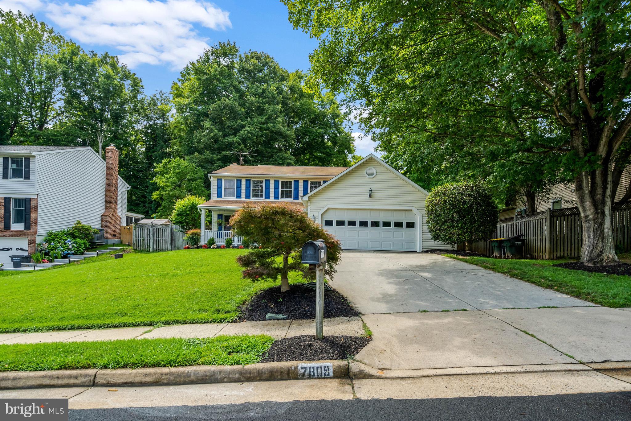 7809 Roundabout Way Springfield, VA 22153 - Photo 5 of 83 Curb appeal doing its thing!