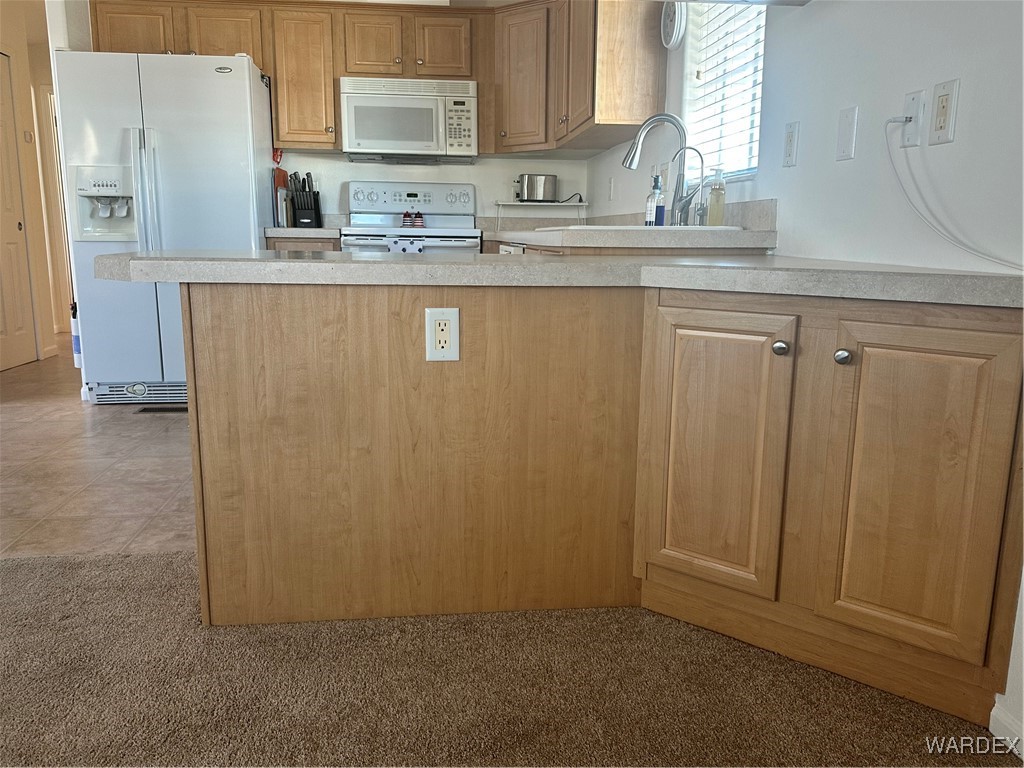 2000 Ramar Road, Unit 178 Bullhead City, AZ 86442 - Photo 11 of 25 Kitchen