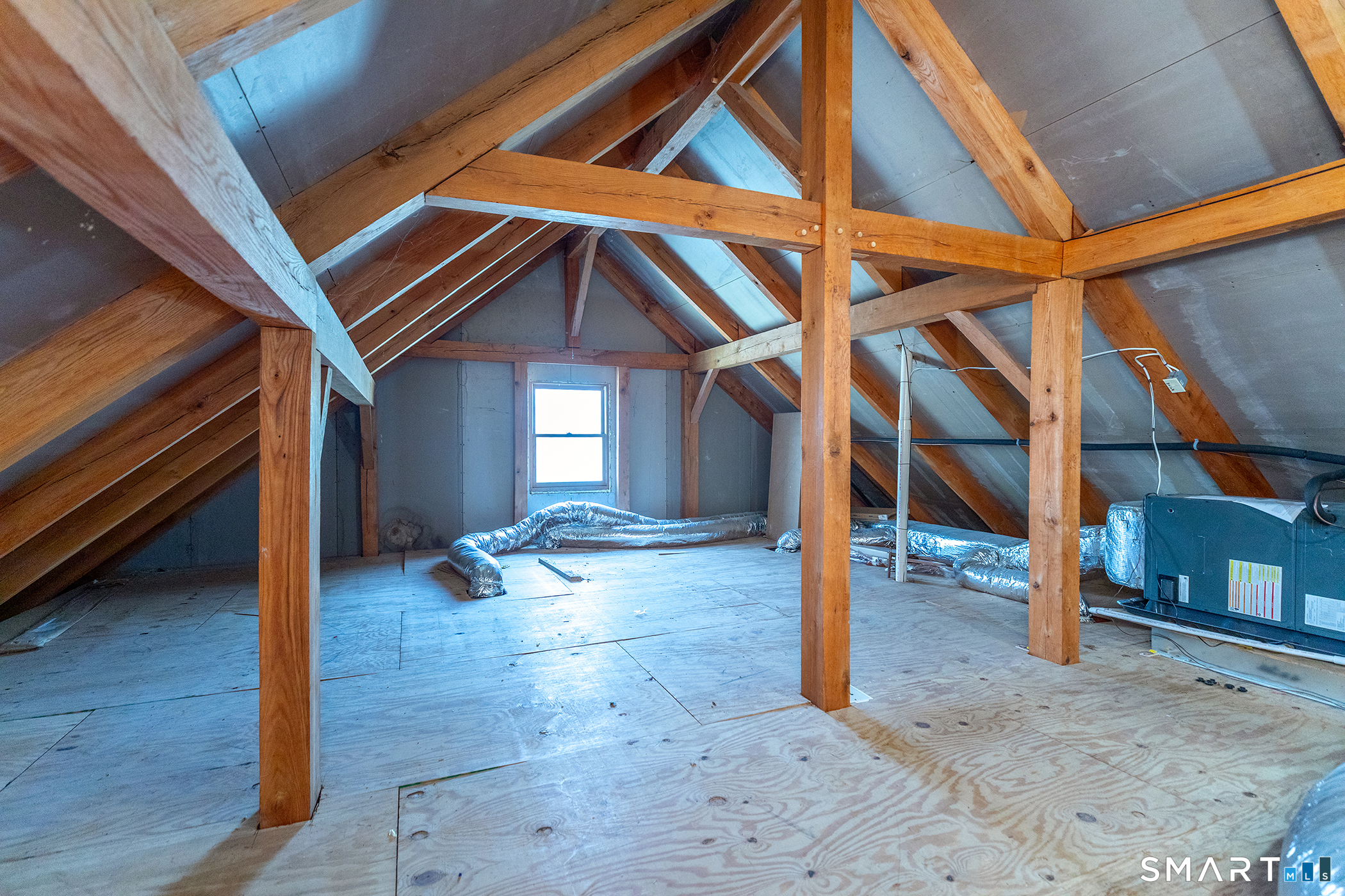 24 Hickory Lane Roxbury, CT 06783 - Photo 34 of 38 Attic with walkable space spanning nearly the entire second-floor footprint.
