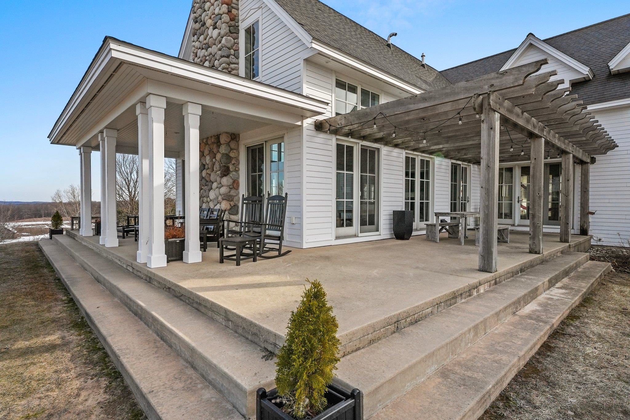 10292 East Fort Road, Unit 1 Suttons Bay, MI 49682 - Photo 83 of 95 Gallery Image 83