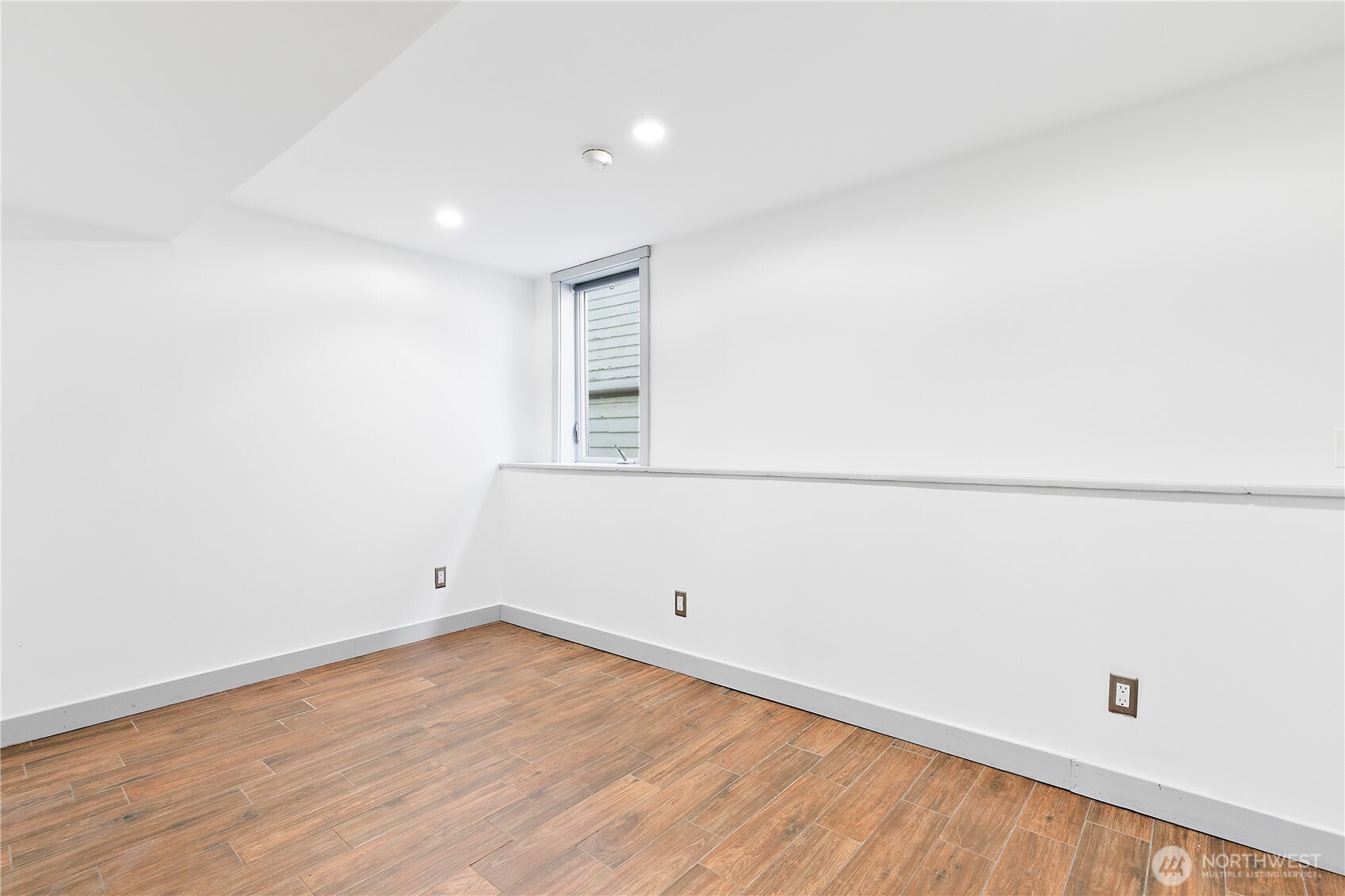 6540 19th Avenue Northeast Seattle, WA 98115 - Photo 26 of 40 a view of empty room