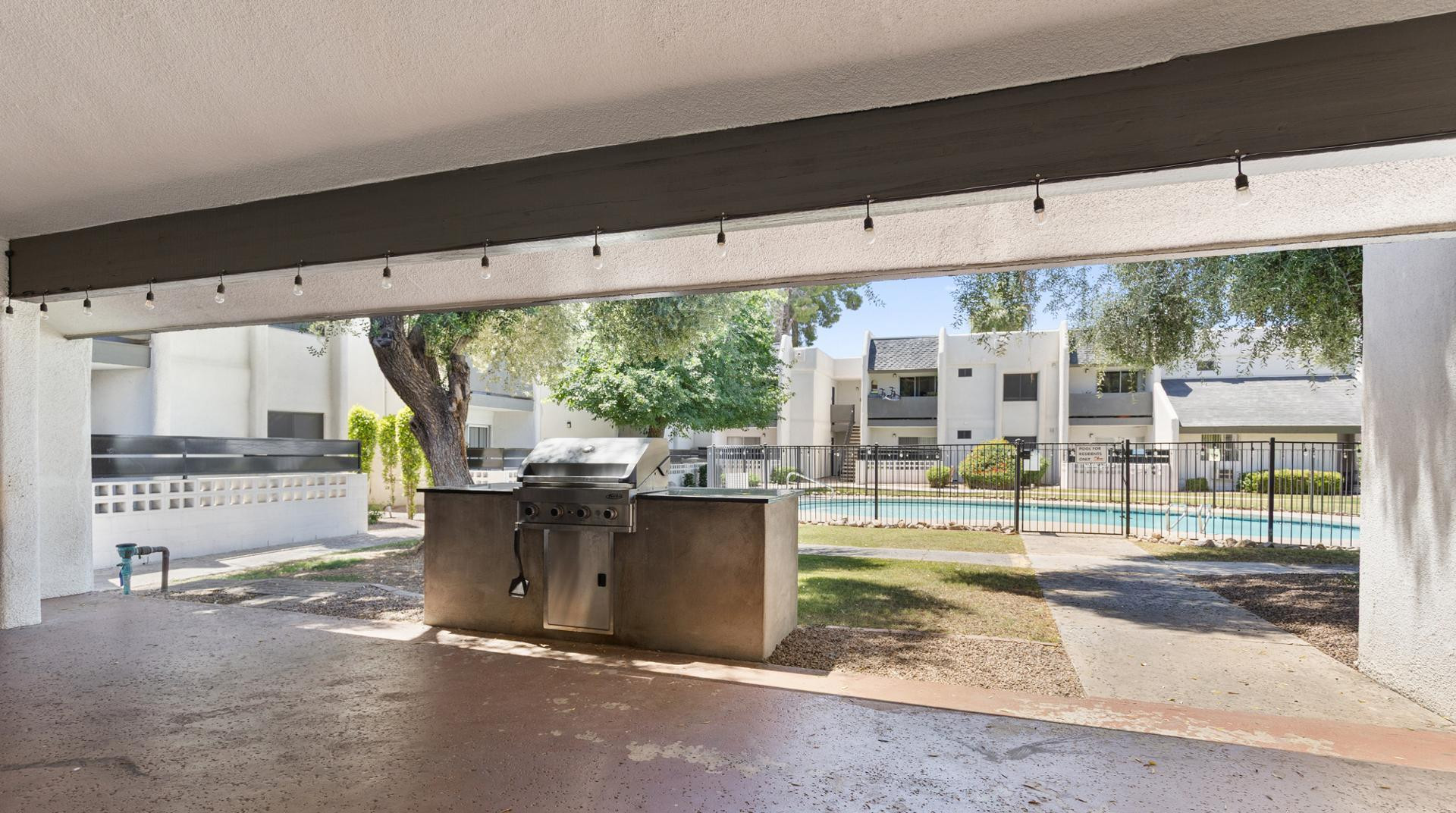302 East Monte Vista Road, Unit A17 Phoenix, AZ 85004 - Photo 22 of 25 Photo #22