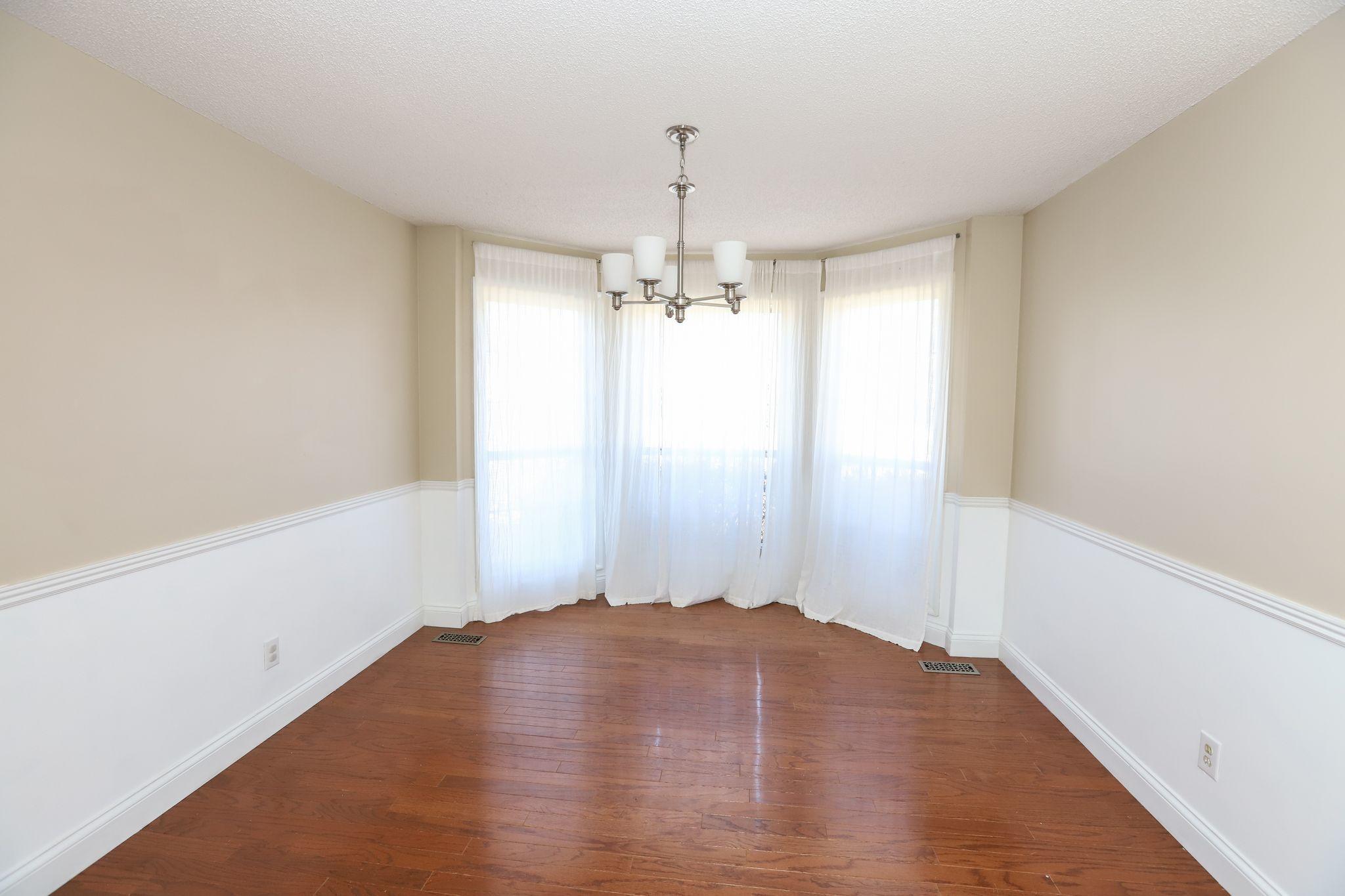 1236 Chelsea Road Knoxville, TN 37922 - Photo 11 of 29 chelsea dining room from kitchen