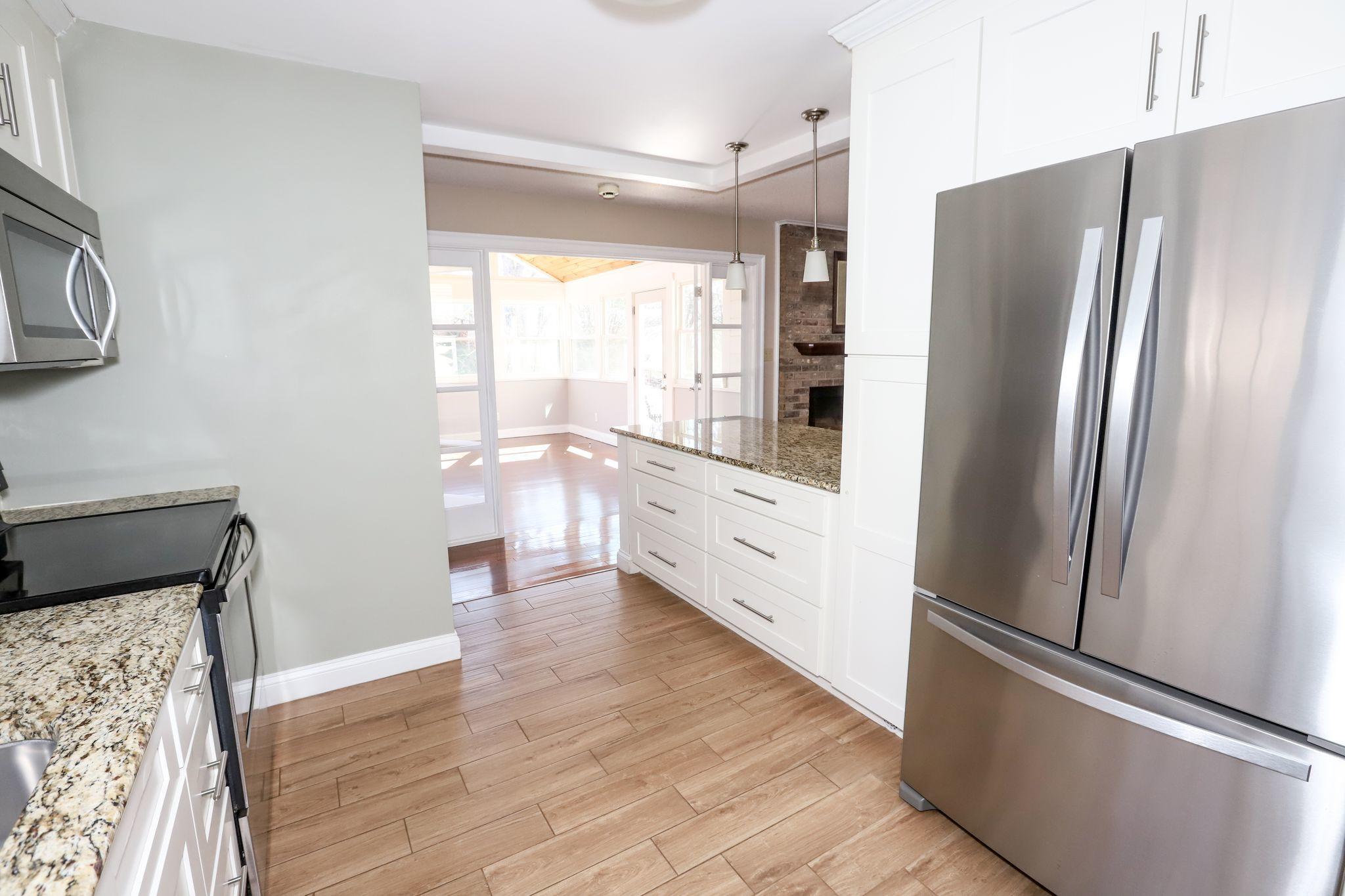 1236 Chelsea Road Knoxville, TN 37922 - Photo 13 of 29 chelsea kitchen