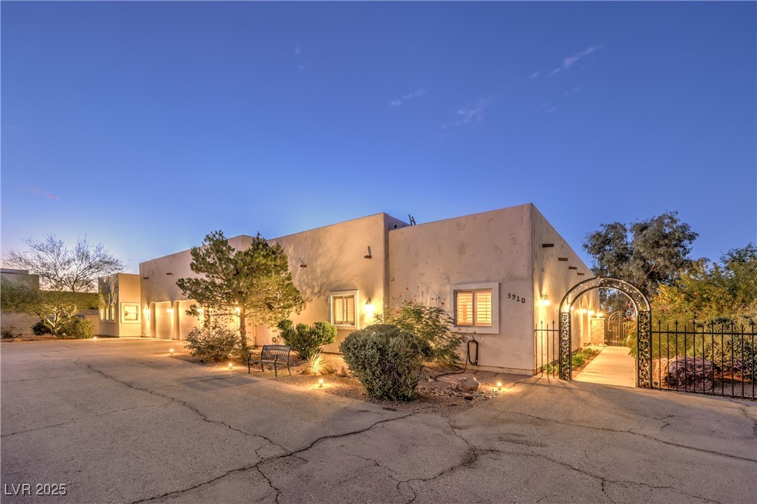 3910 West Pebble Road Las Vegas, NV 89139 - Photo 3 of 59