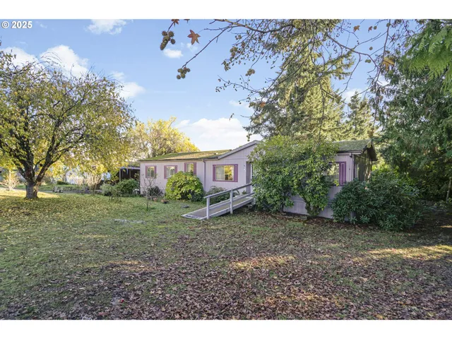 $319,500 | 9160 Southwest Par 3 Drive, Cornelius, OR 97113