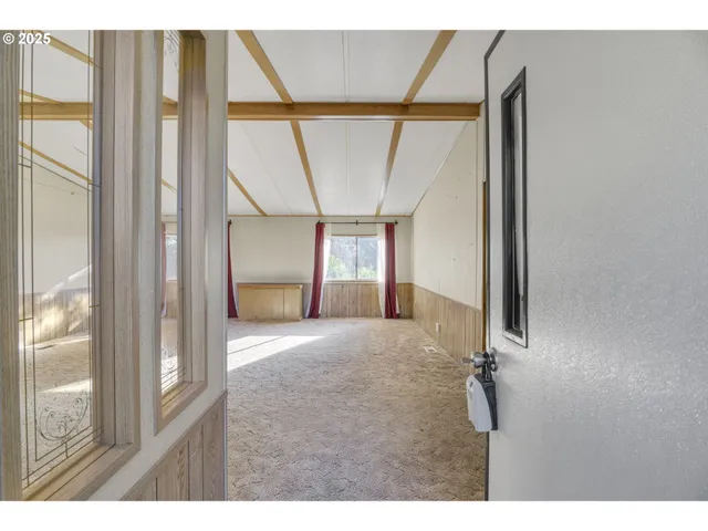 $319,500 | 9160 Southwest Par 3 Drive, Cornelius, OR 97113