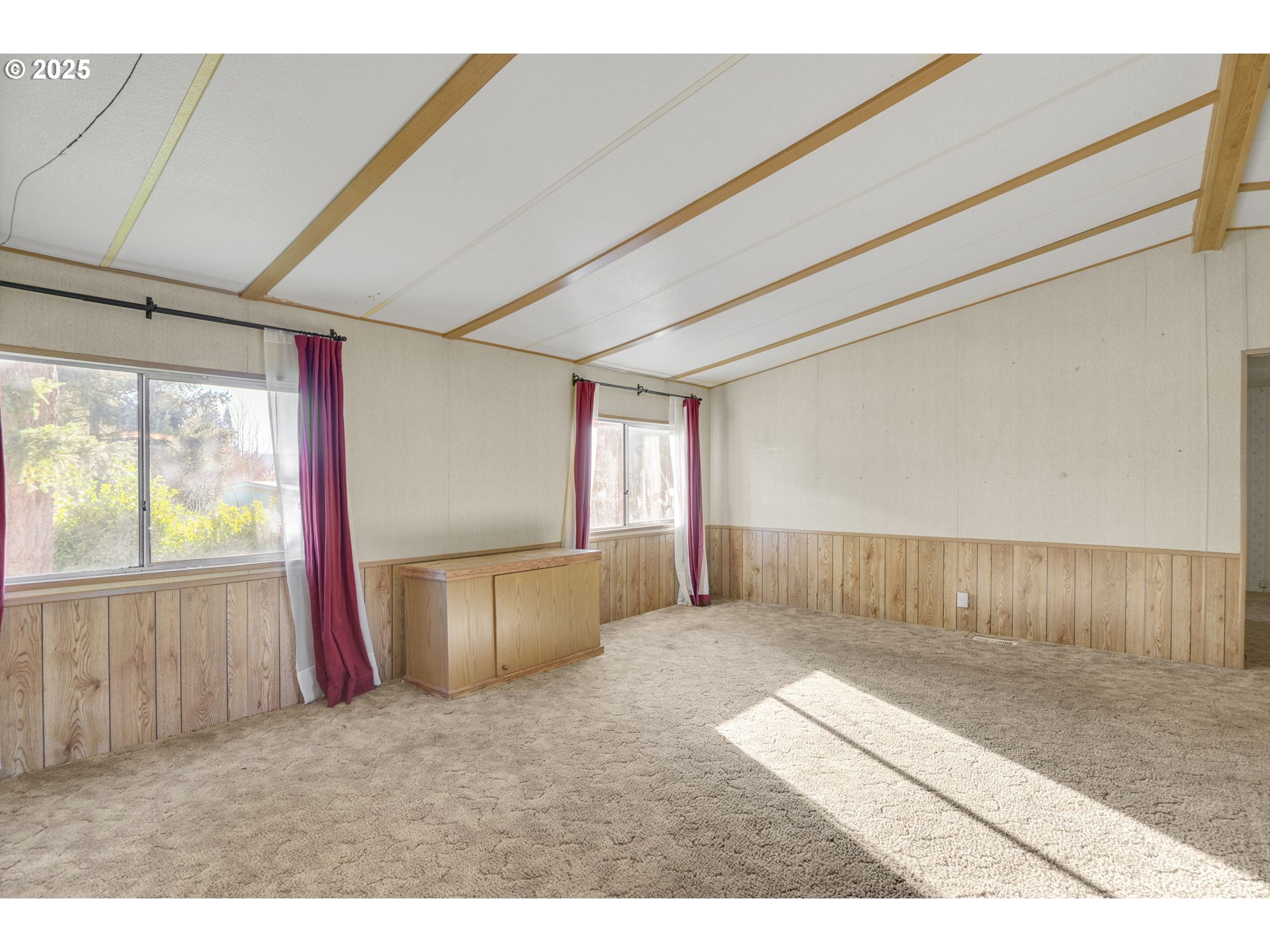 9160 Southwest Par 3 Drive Cornelius, OR 97113 - Photo 6 of 37