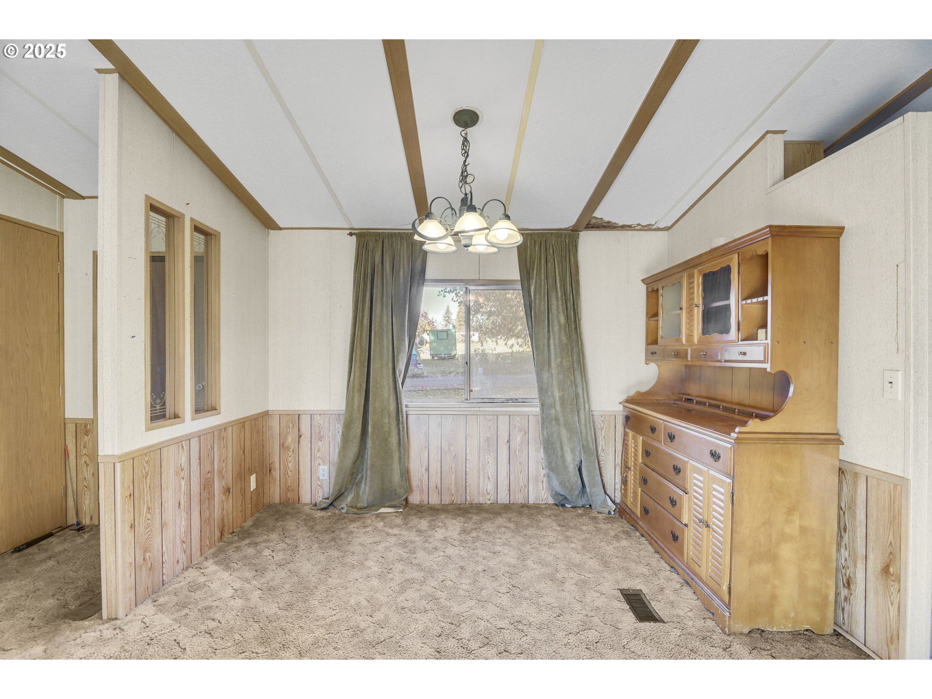 9160 Southwest Par 3 Drive Cornelius, OR 97113 - Photo 8 of 37