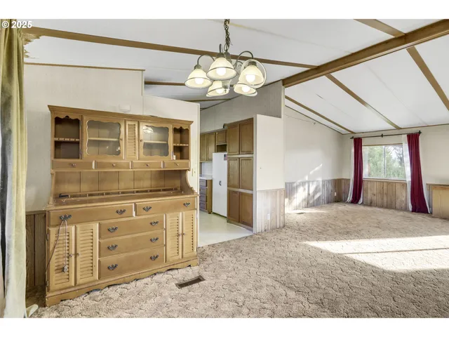 $319,500 | 9160 Southwest Par 3 Drive, Cornelius, OR 97113