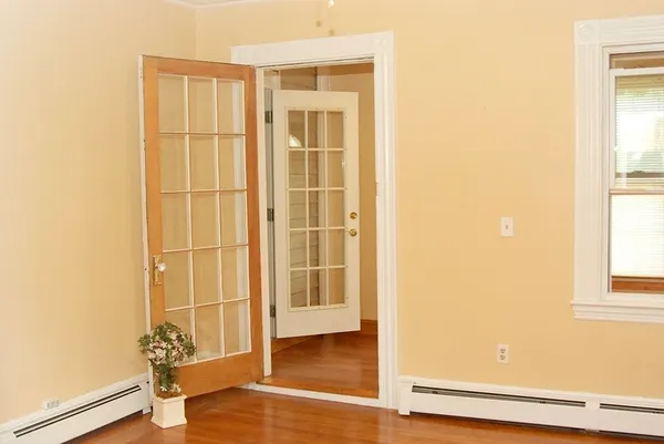 $3,200 | 25 Baltimore Street, Unit 2/3, Lynn, MA 01902