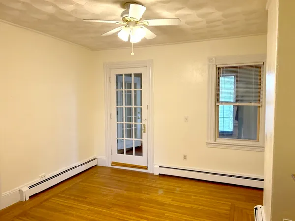 $3,200 | 25 Baltimore Street, Unit 2/3, Lynn, MA 01902