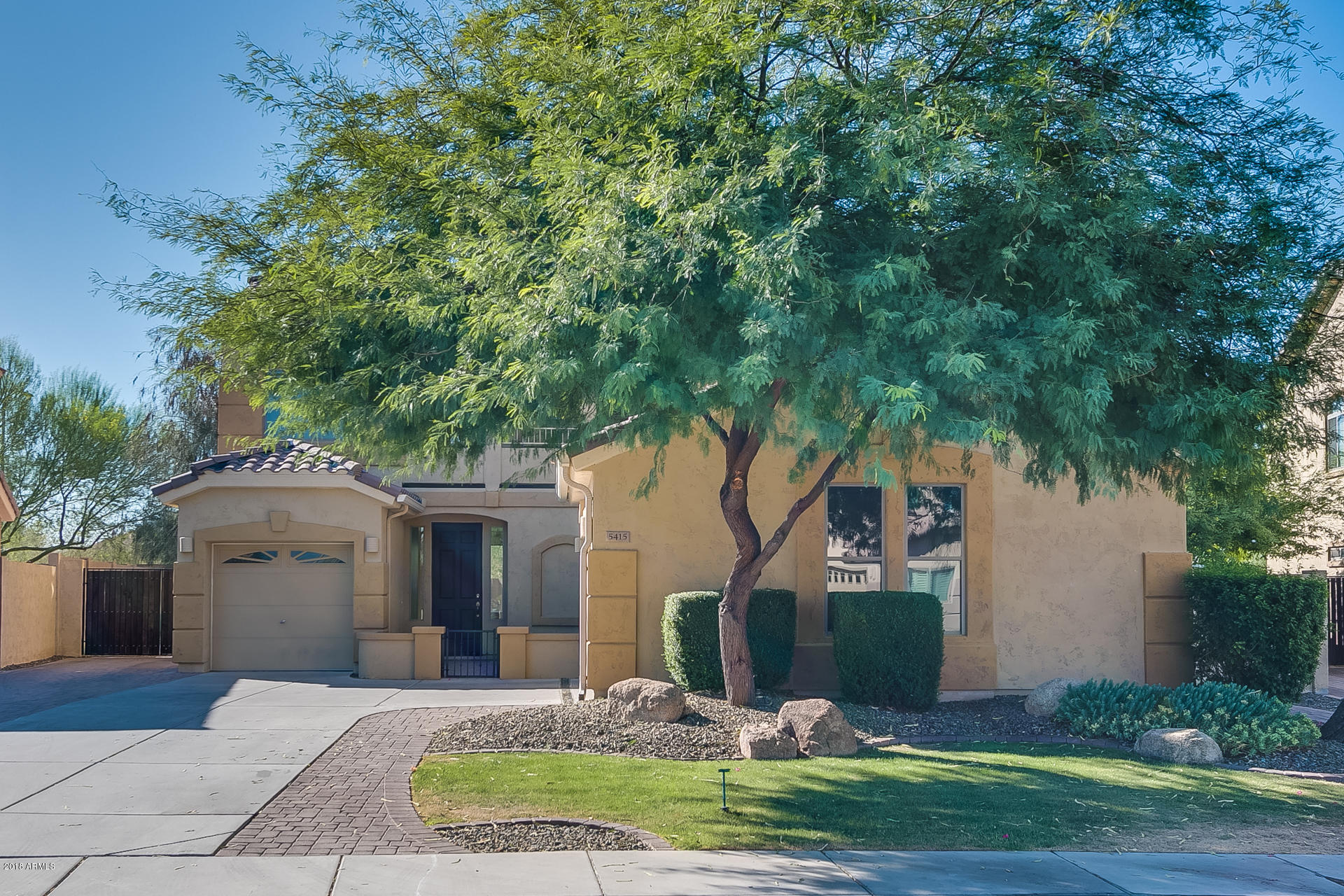 5415 West Red Bird Road Phoenix, AZ 85083 - Photo 1 of 28 photo_01
