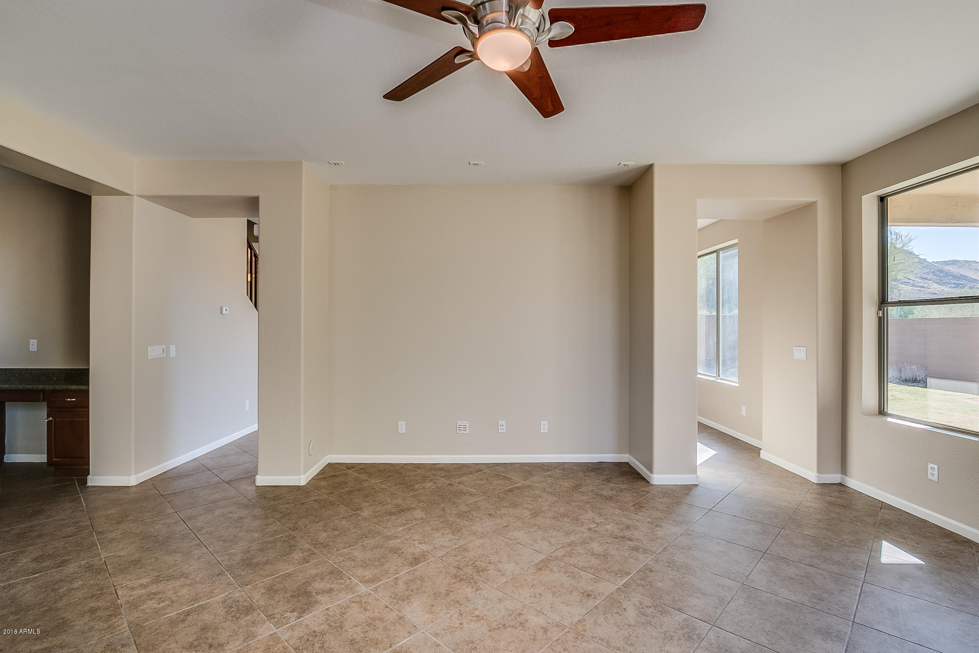 5415 West Red Bird Road Phoenix, AZ 85083 - Photo 9 of 28 photo_09
