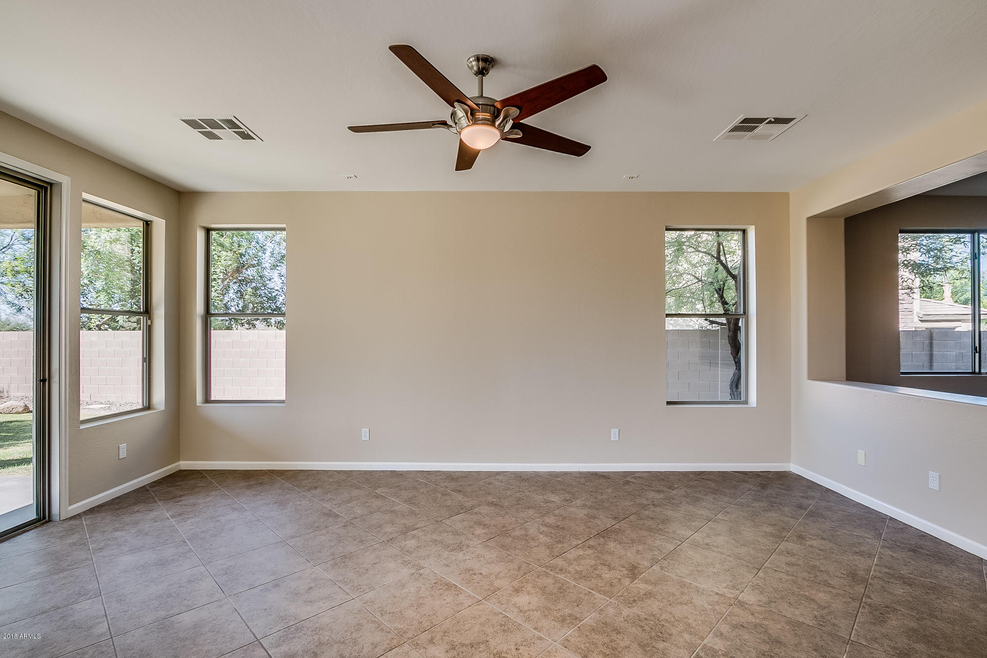 5415 West Red Bird Road Phoenix, AZ 85083 - Photo 10 of 28 photo_10