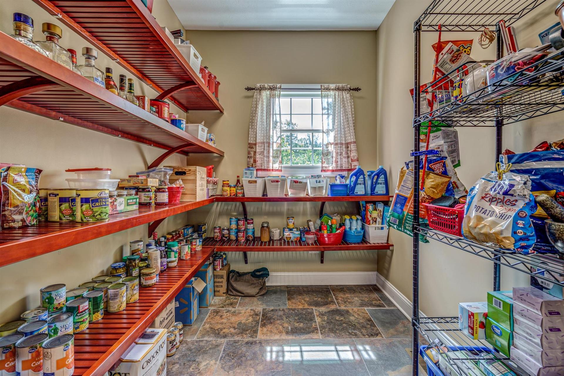 254 Periwinkle Road Moneta, VA 24121 - Photo 28 of 98 23-254 Periwinkle 016