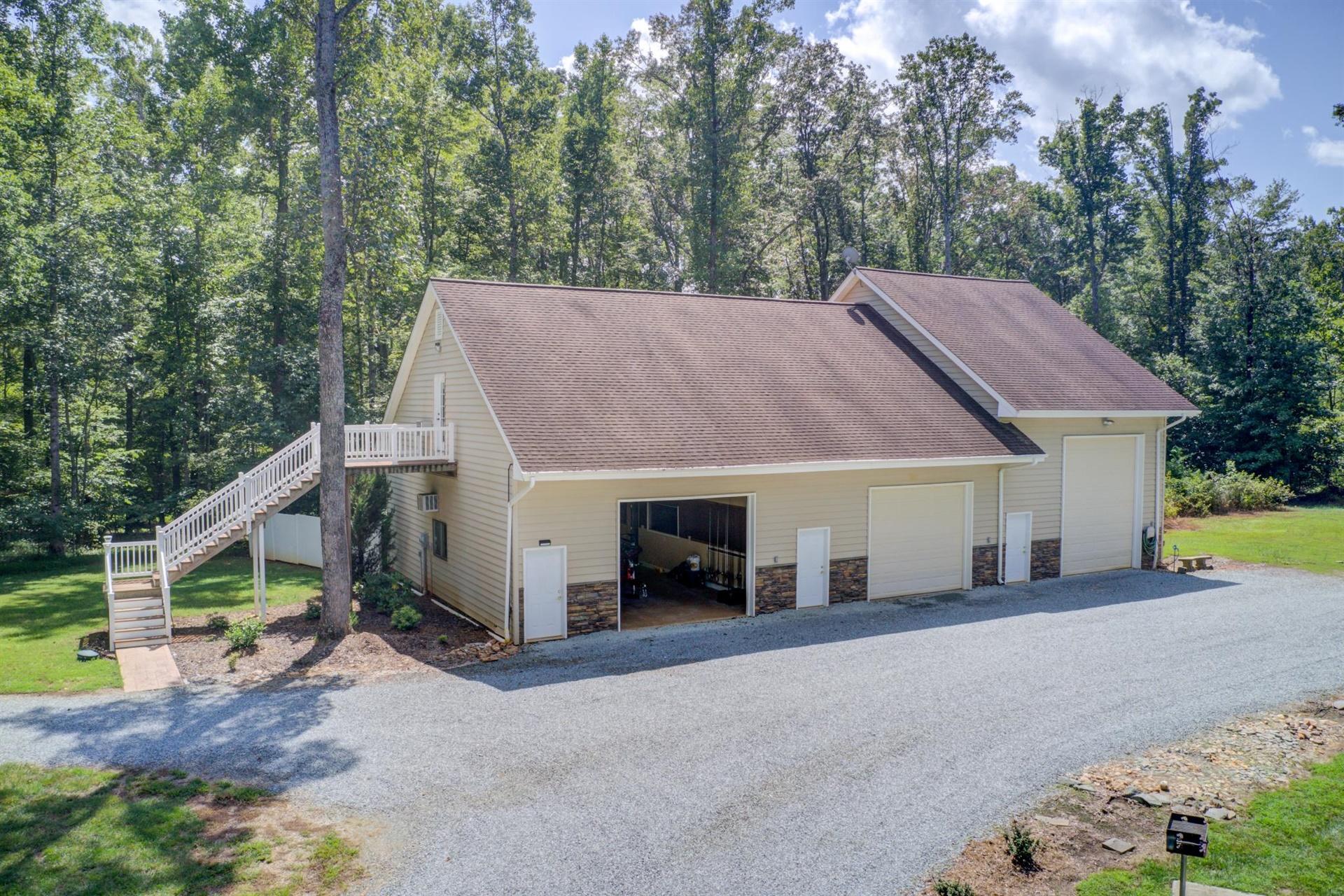 254 Periwinkle Road Moneta, VA 24121 - Photo 77 of 98 72-090320200010