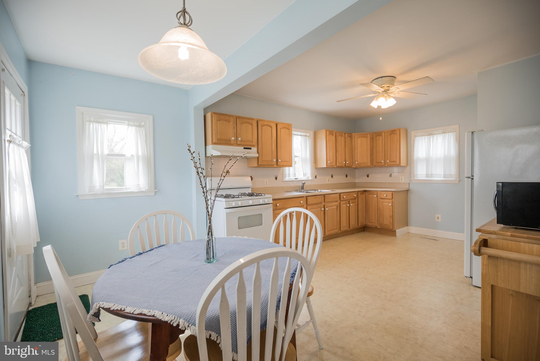 437 Masonville Centerton Road Mount Laurel, NJ 08054 - Photo 3 of 40 Gallery Image 3