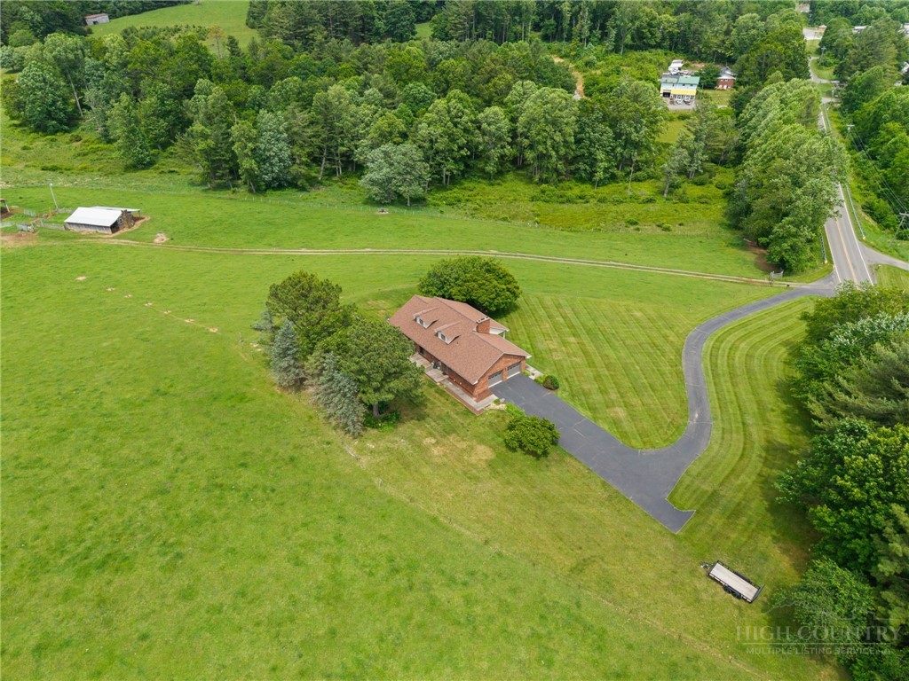 1701 Nc Highway Crumpler, NC 28617 - Photo 8 of 50