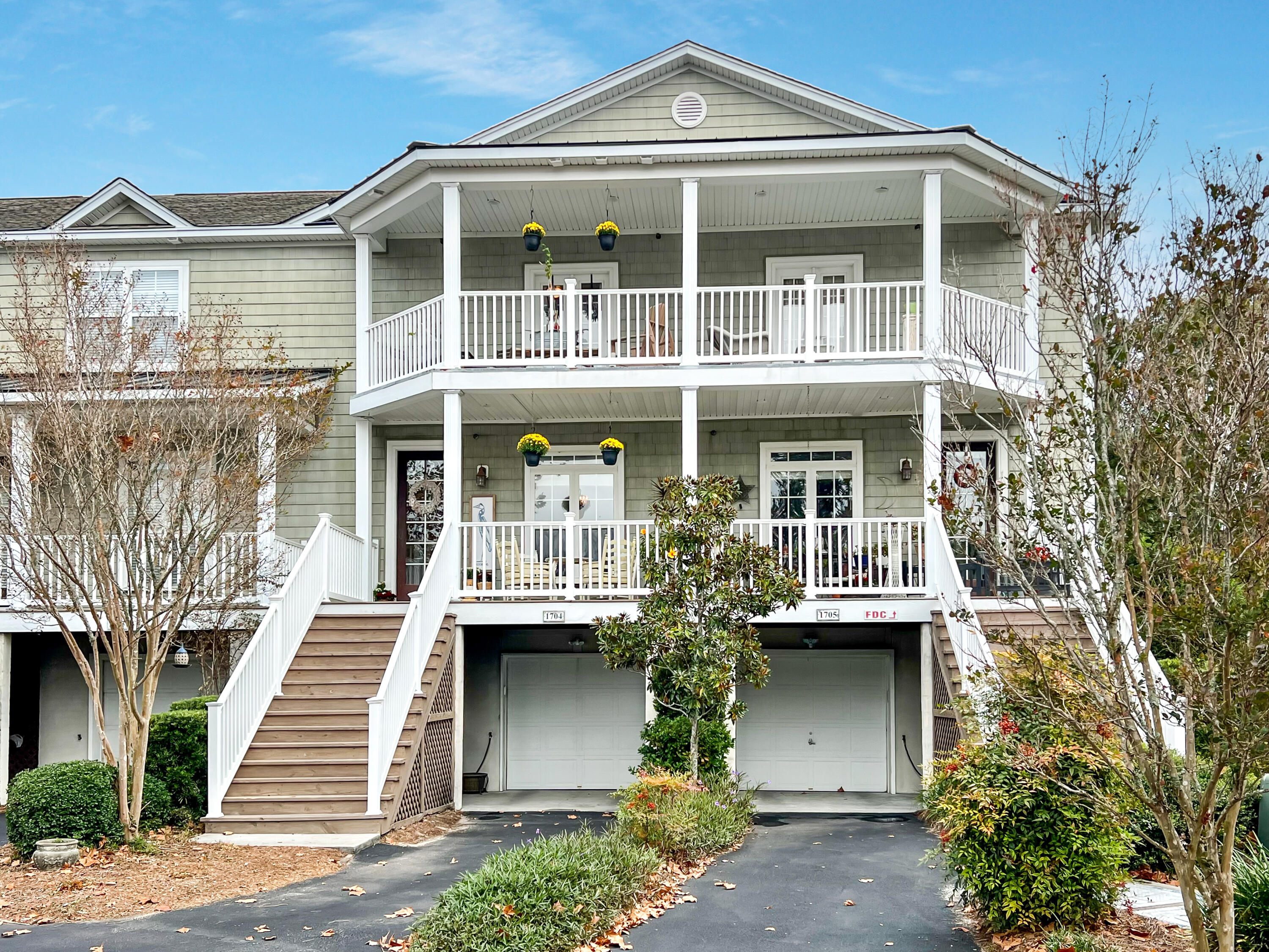 1704 Hopeman Lane Mount Pleasant, SC 29466 - Photo 1 of 48 front