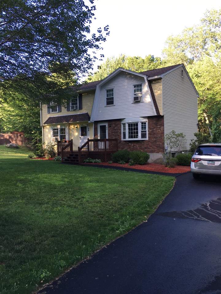 87 Scobie Pond Road Derry, NH 03038 - Photo 2 of 23