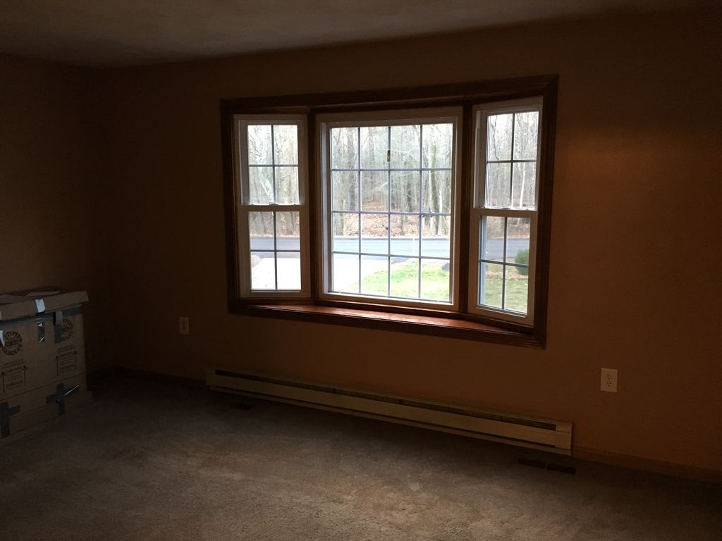 87 Scobie Pond Road Derry, NH 03038 - Photo 19 of 23