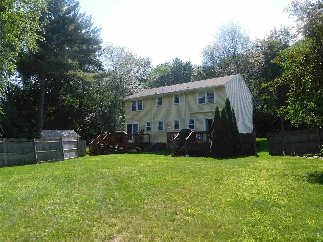 87 Scobie Pond Road Derry, NH 03038 - Photo 6 of 23